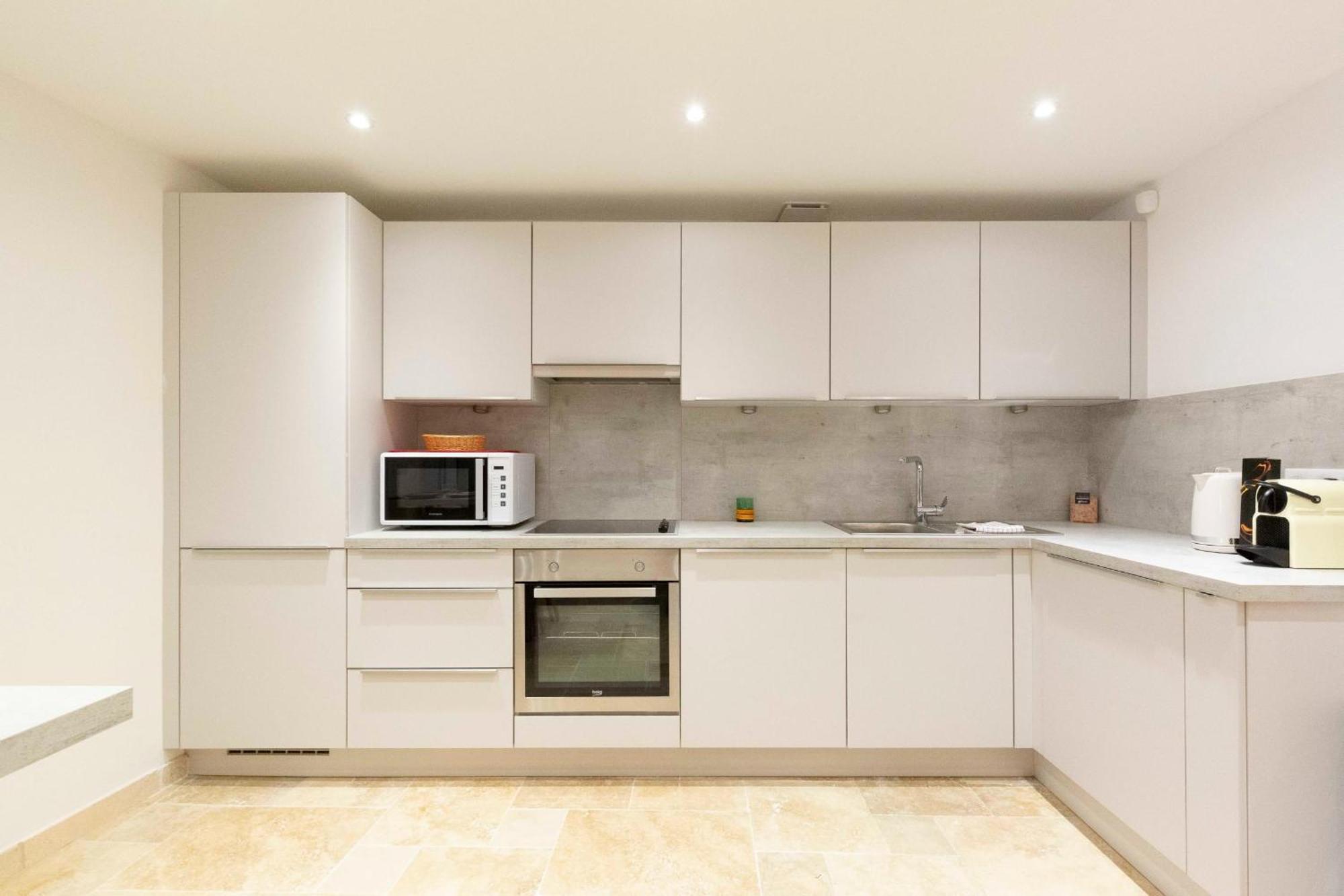 Maison De Ville Rue Fourmilliere Антиб Стая снимка